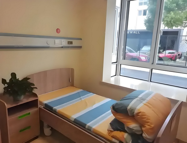 深圳应届大学生入户条件_王欣瑜拒绝和裁判握手引发淡人人设塌房热议，网友破案：被逼急了 网友破案、王欣瑜拒绝